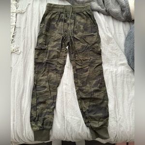 camo cargo pants